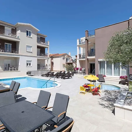 With Pool In Fazana-fazana