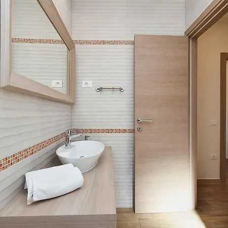 Apartmán With Pool In Fazana-fazana Fažana